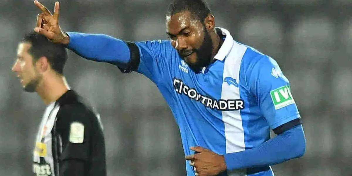 Bundesliga, vetta amara per l'Union Berlino: 0-0 con il fanalino di coda  Schalke. Dortmund ok, in tre al comando - la Repubblica, image size:1200x600